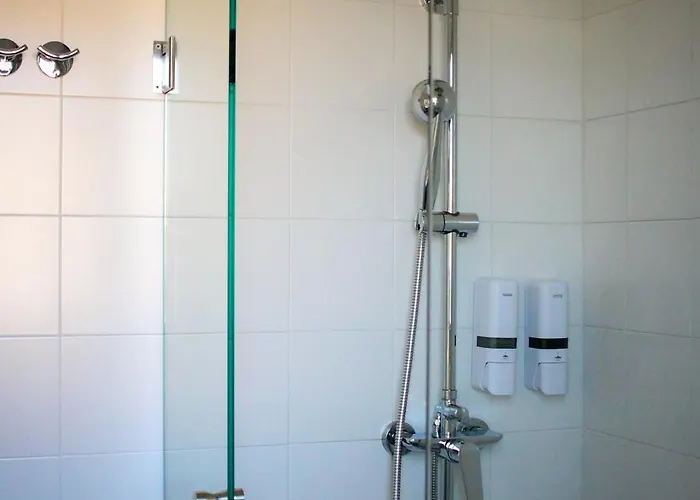 Almyra Nyaraló Fínikasz