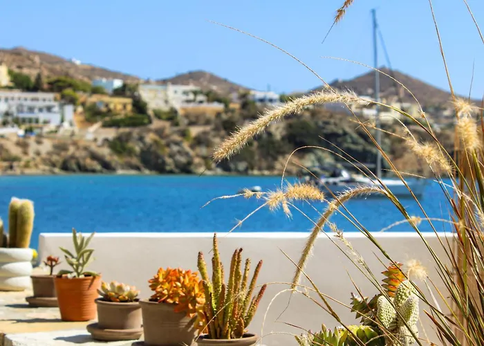 Almyra Finikas (Syros)